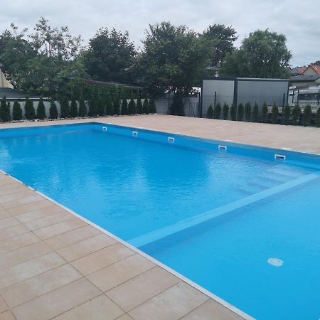 Apartament Perlowa Przystan Kolobrzeg Sienkiewicza Extérieur photo