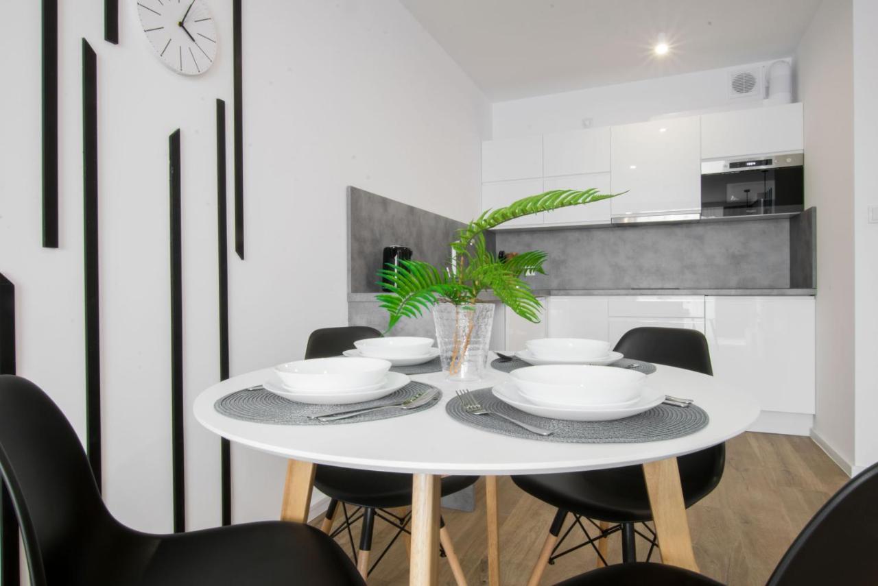 Apartament Perlowa Przystan Kolobrzeg Sienkiewicza Extérieur photo