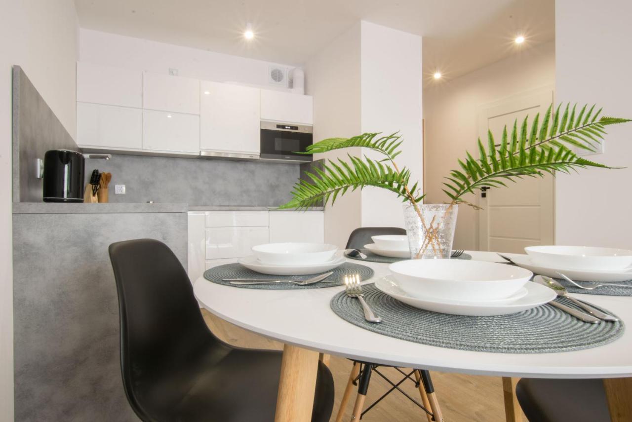 Apartament Perlowa Przystan Kolobrzeg Sienkiewicza Extérieur photo